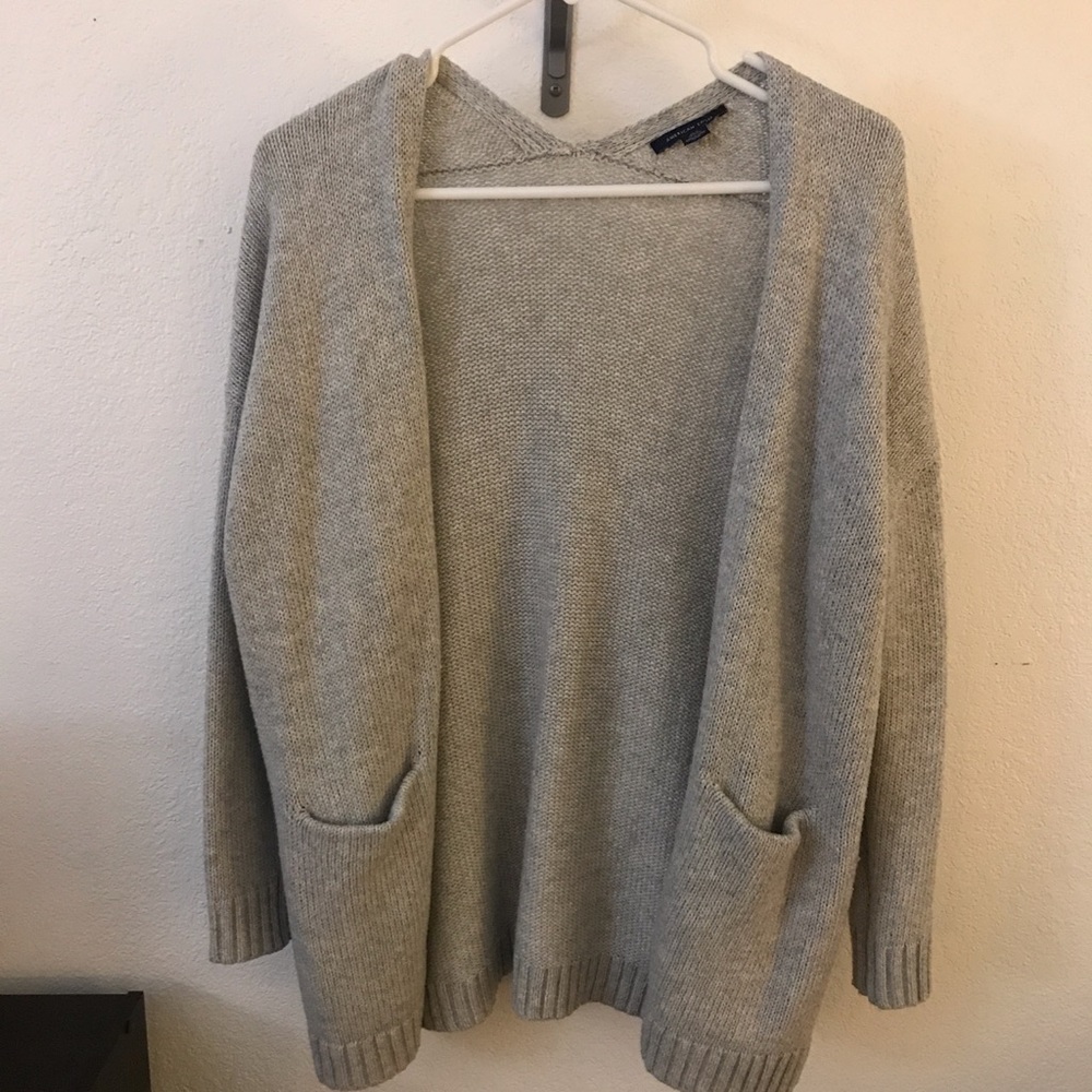 American Eagle Knit cardigan
